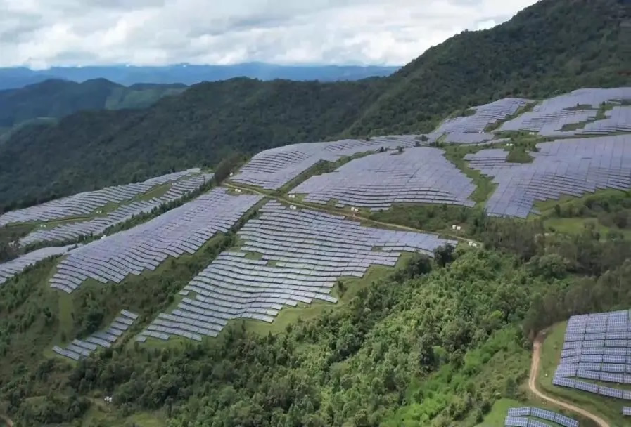 西雙版納勐海縣藤蔑山光伏發電項目配套箱式一體化給水泵站解決生活用水難題